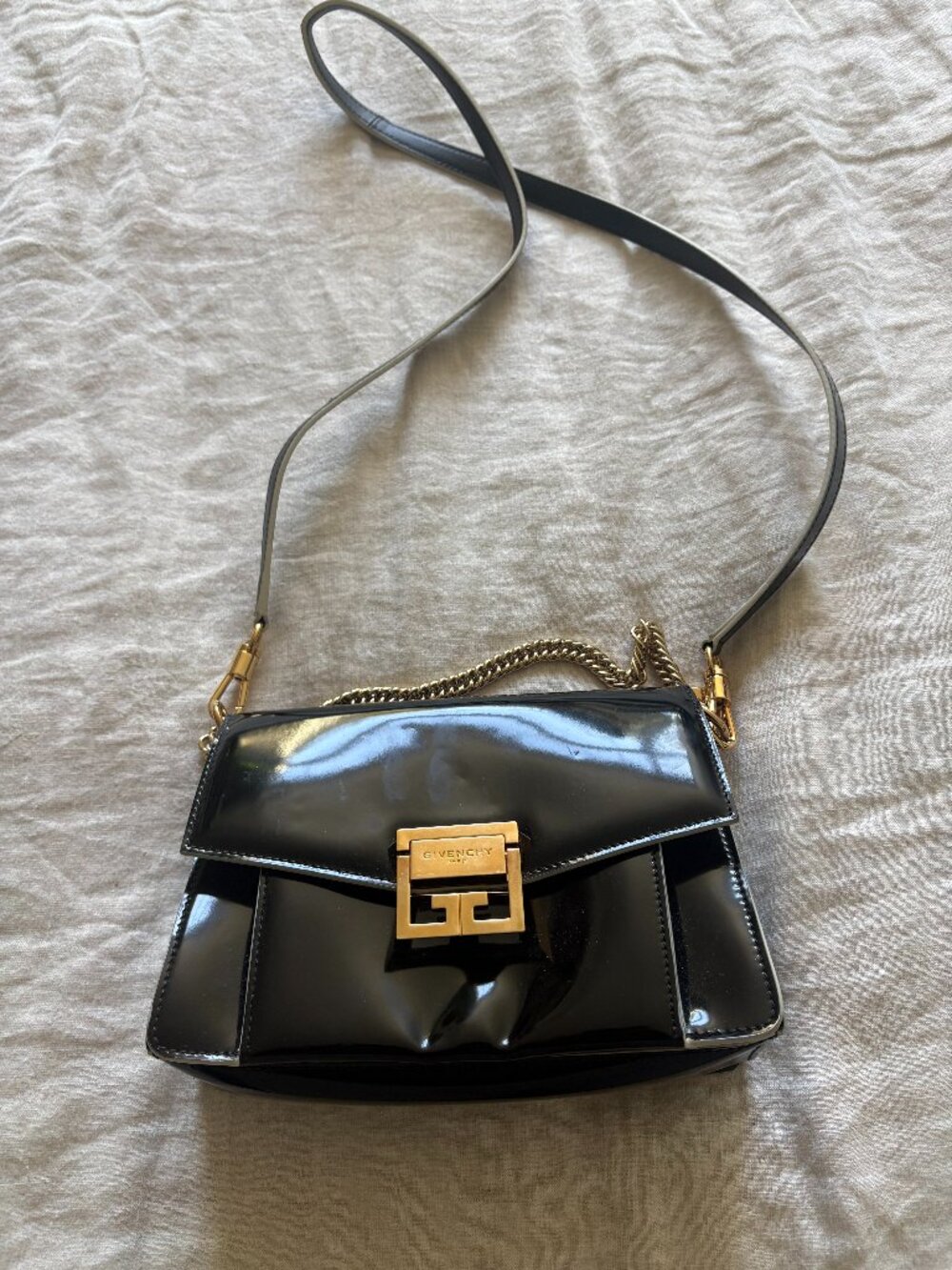 Givenchy GV3 Patent Leather Shoulder Bag — Black, Gold HW